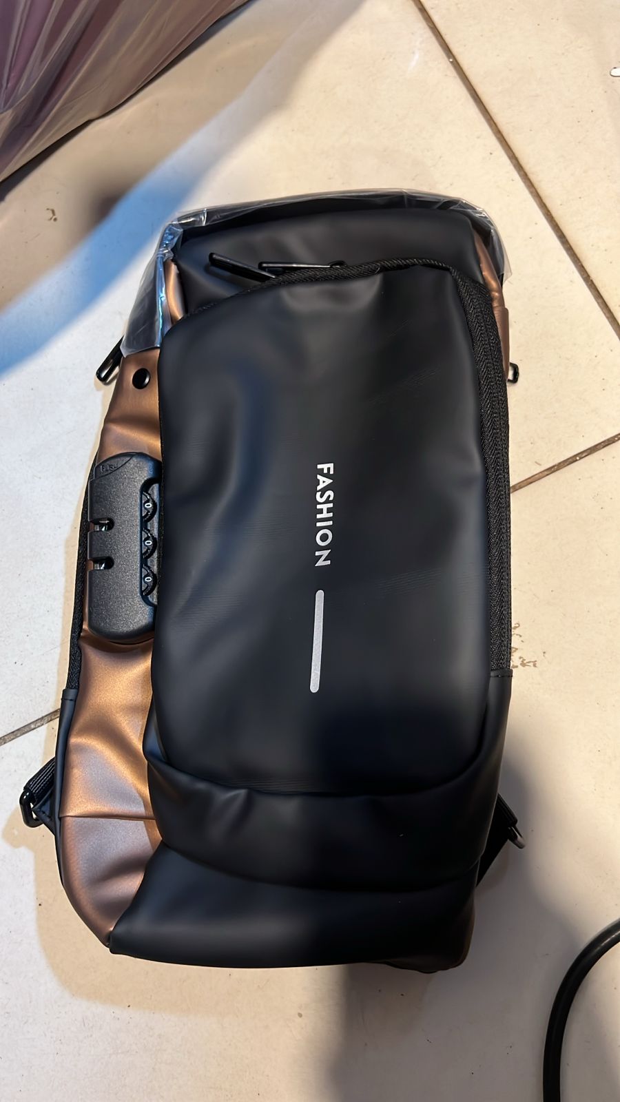 StealthLock Sling Bag